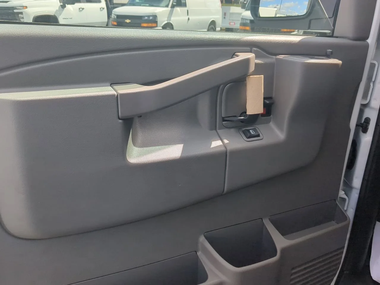 New 2025 Summit White GMC Work Truck image 19