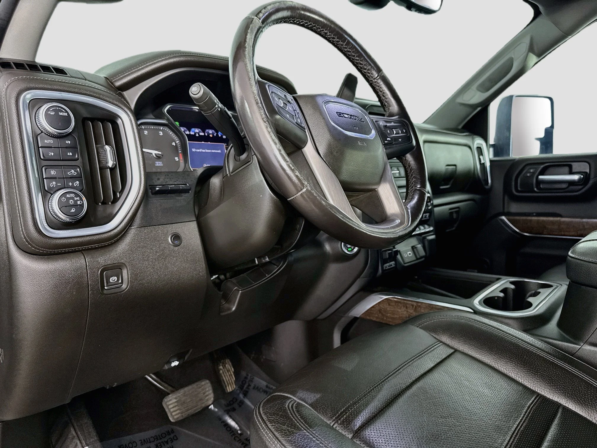 Used 2022 Ebony Twilight Metallic GMC Denali image 11