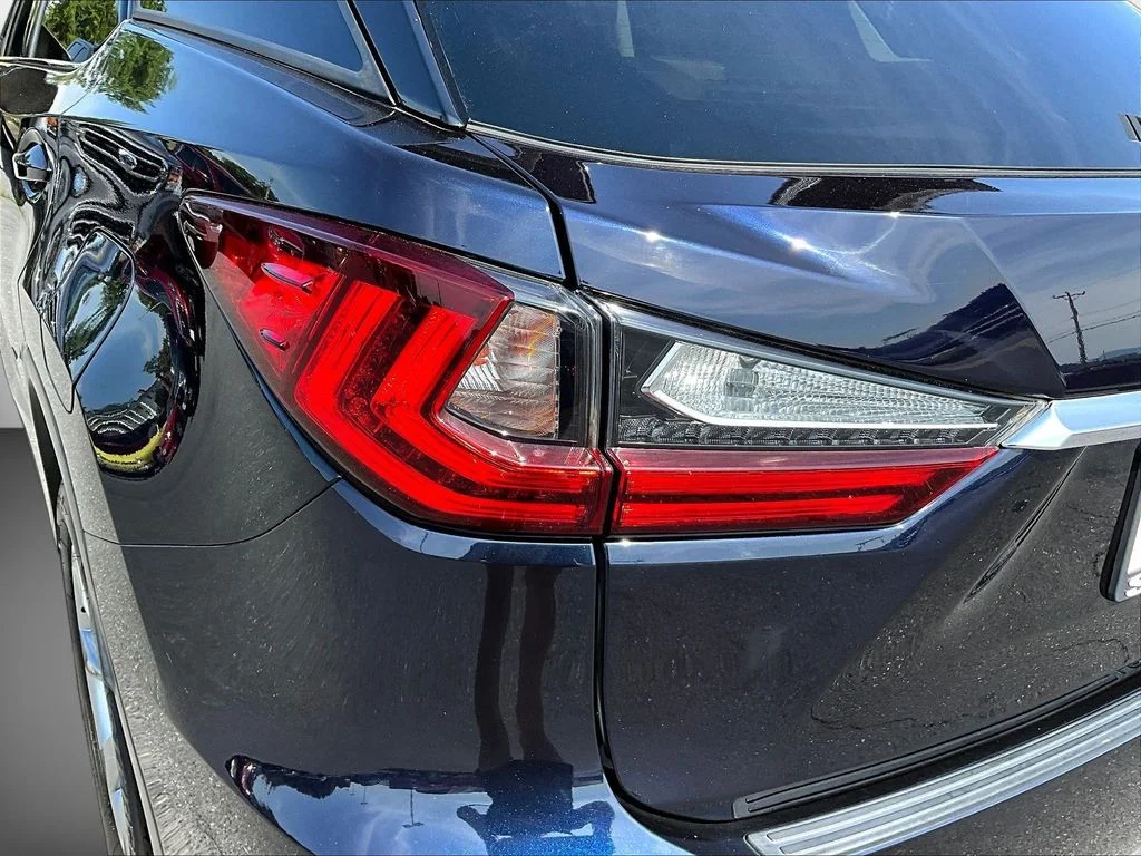 Used 2018 Mica Lexus 350 image 27