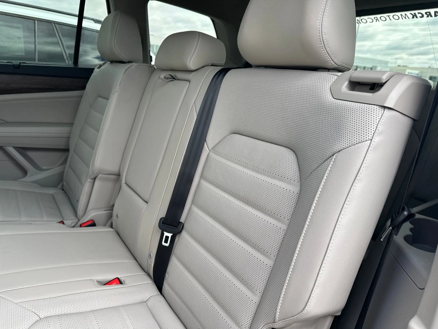 New 2026 White/off-white Volkswagen 2.0T SEL image 21