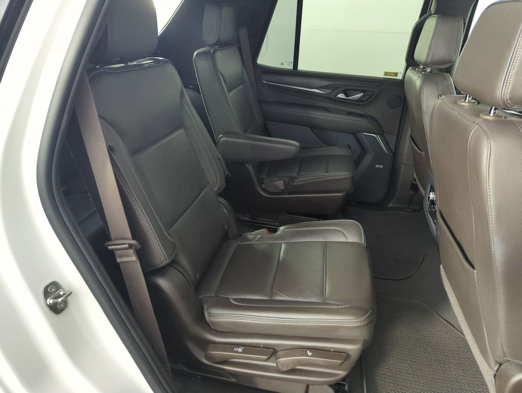 Used 2023 White GMC Denali image 33