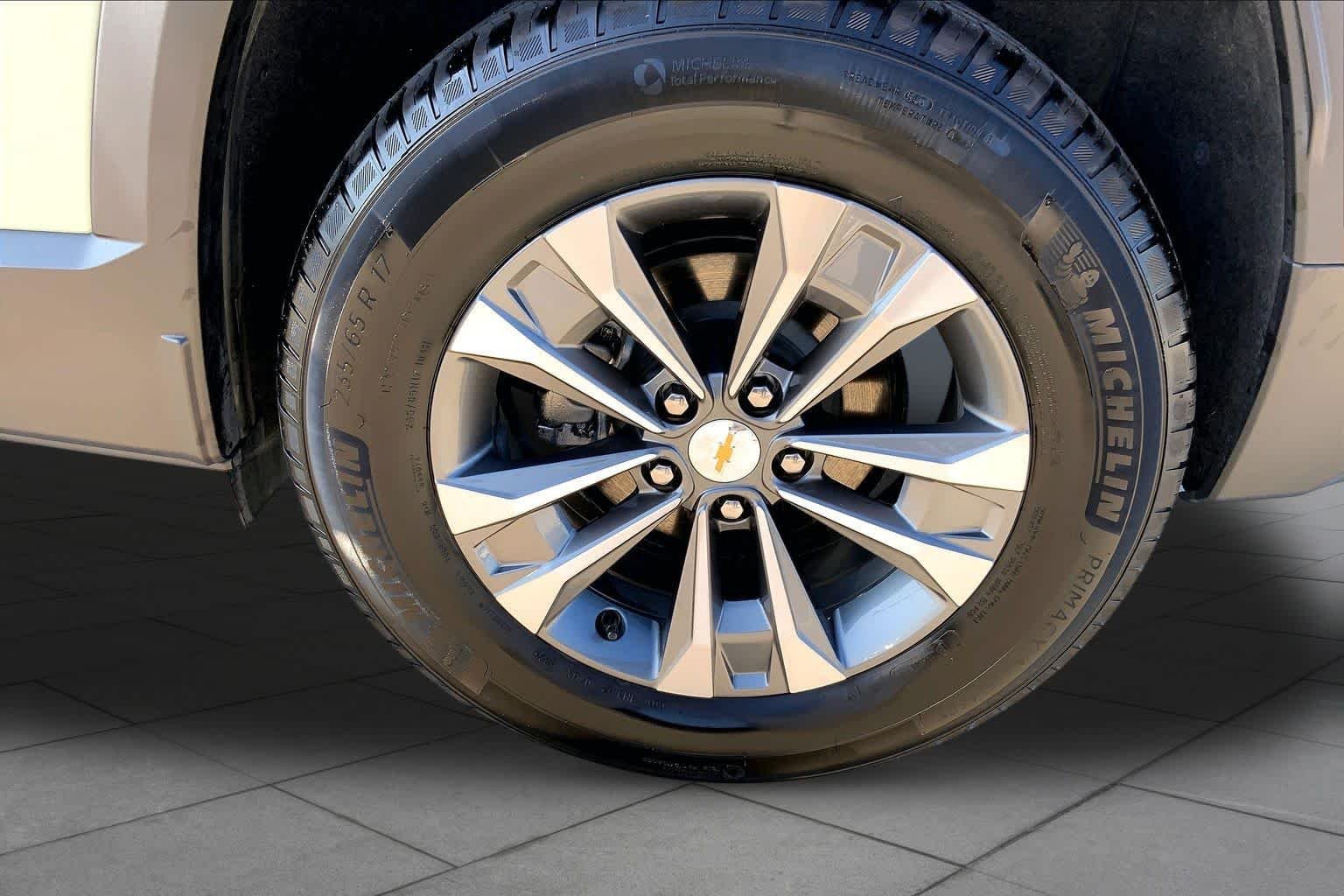 2026 Chevrolet Equinox LT - Photo 11