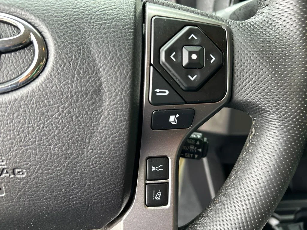 Used 2021 Black Toyota SR5 image 18
