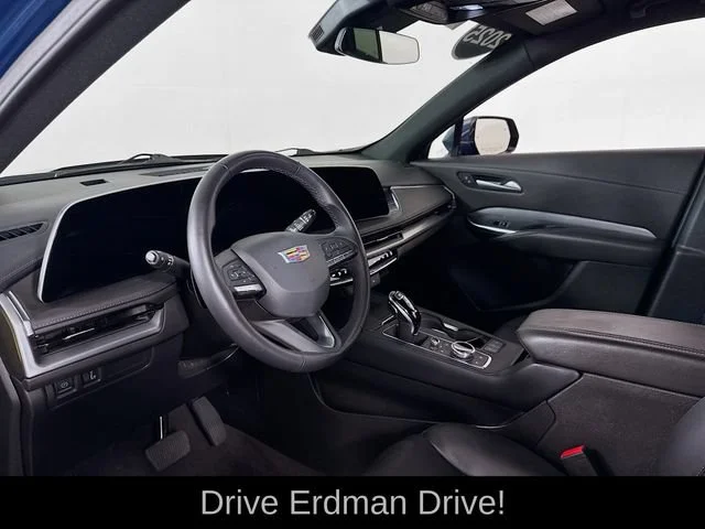 2025 Cadillac XT4 Premium Luxury - Photo 7