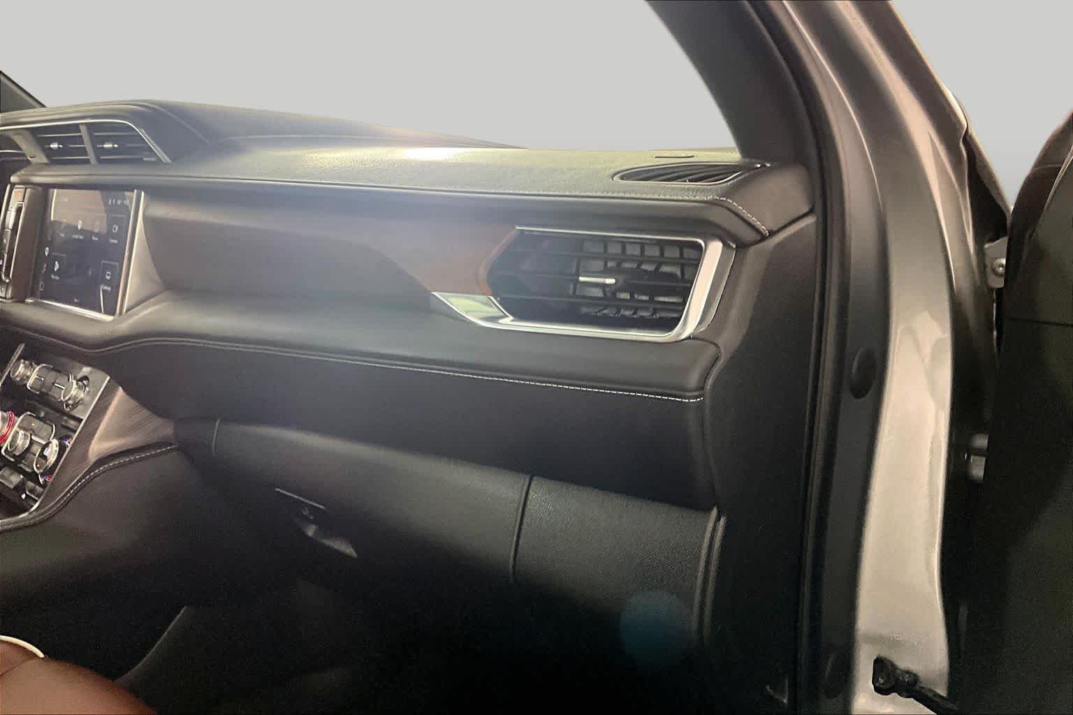 Used 2023 Sterling Metallic GMC Denali Ultimate image 16