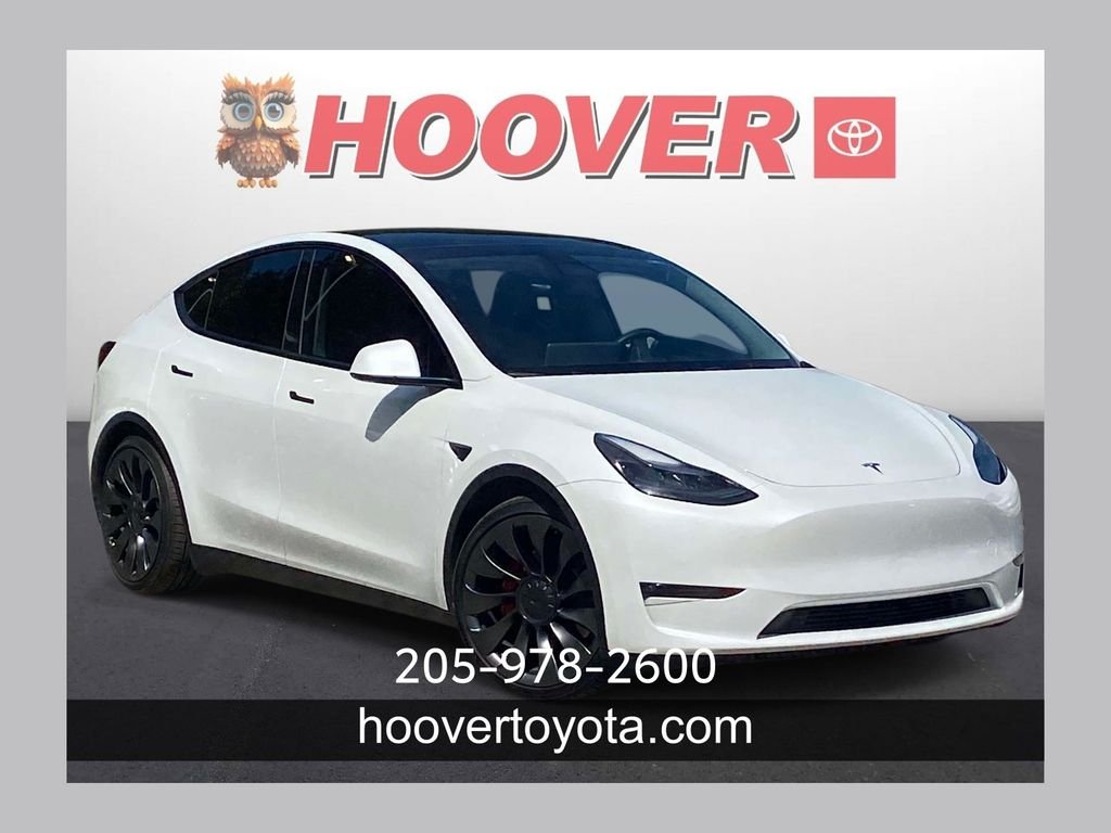 Used 2022 White Tesla Performance image 1