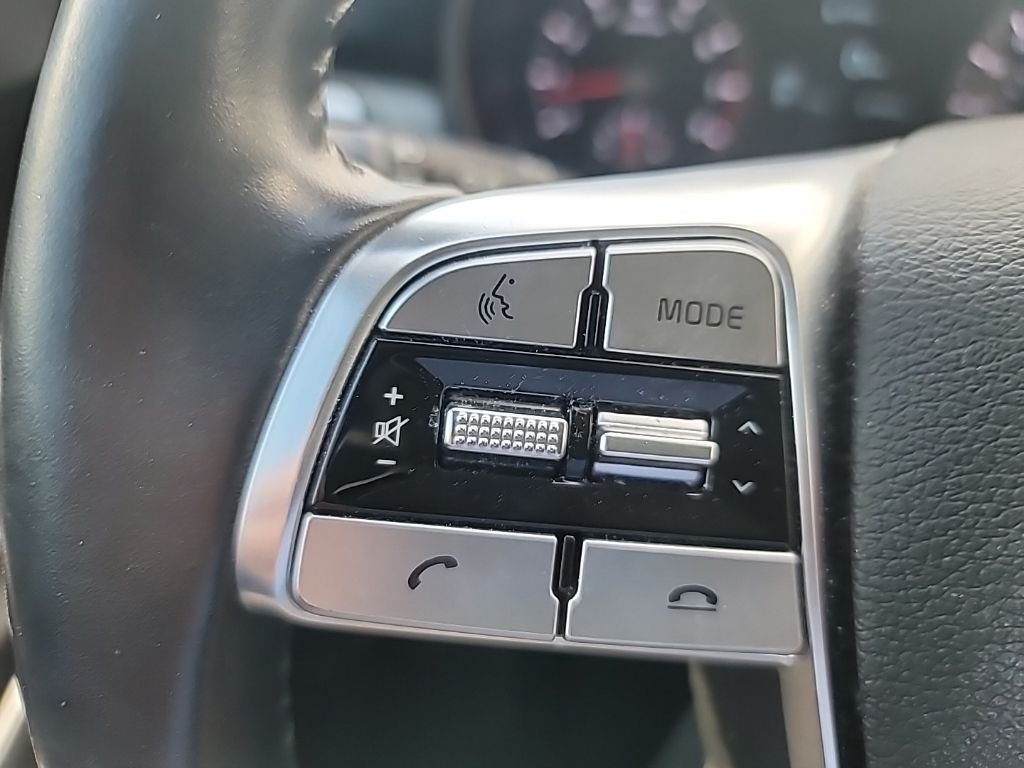 Used 2021 Silver Kia S image 22
