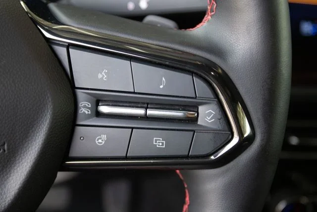 2024 Chevrolet Traverse RS - Photo 12