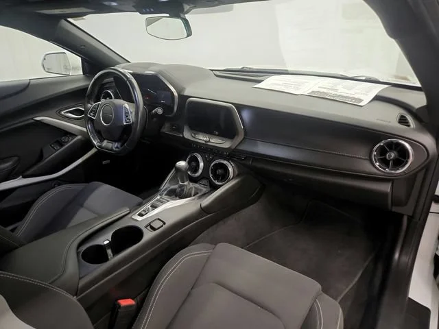2021 Chevrolet Camaro 1LT - Photo 26
