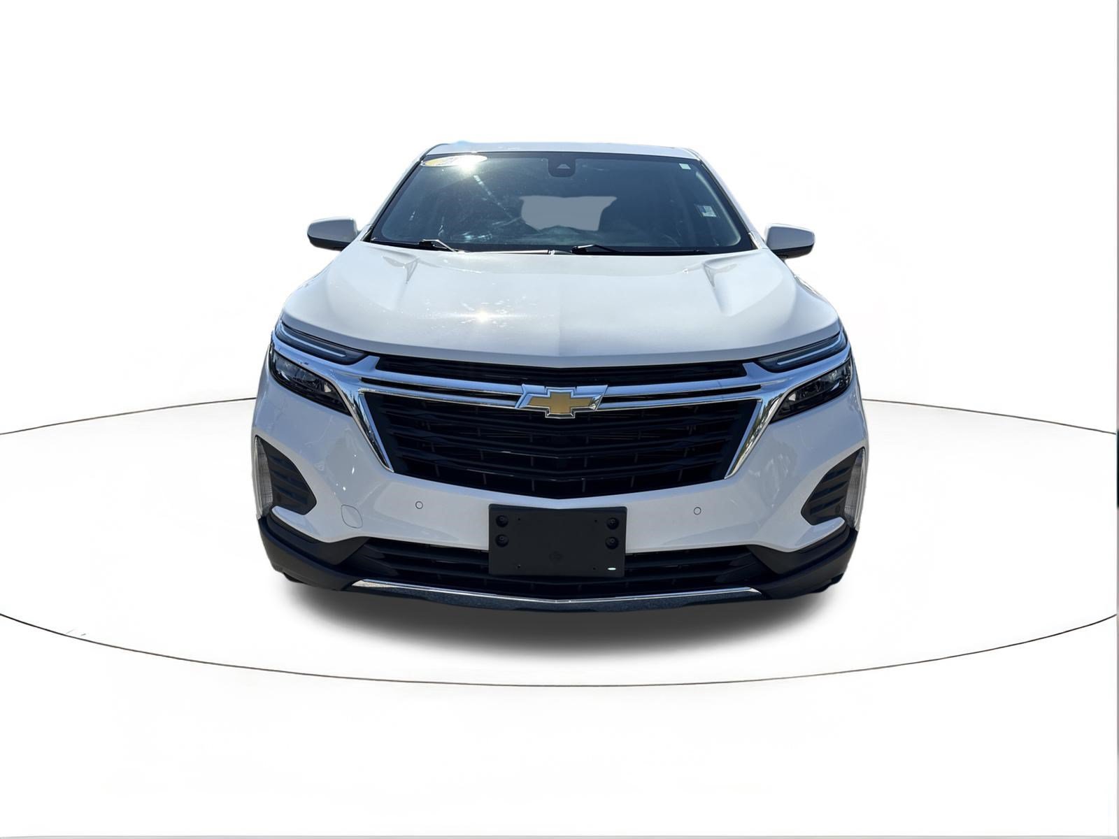 Used 2024 Summit White Chevrolet LT image 8