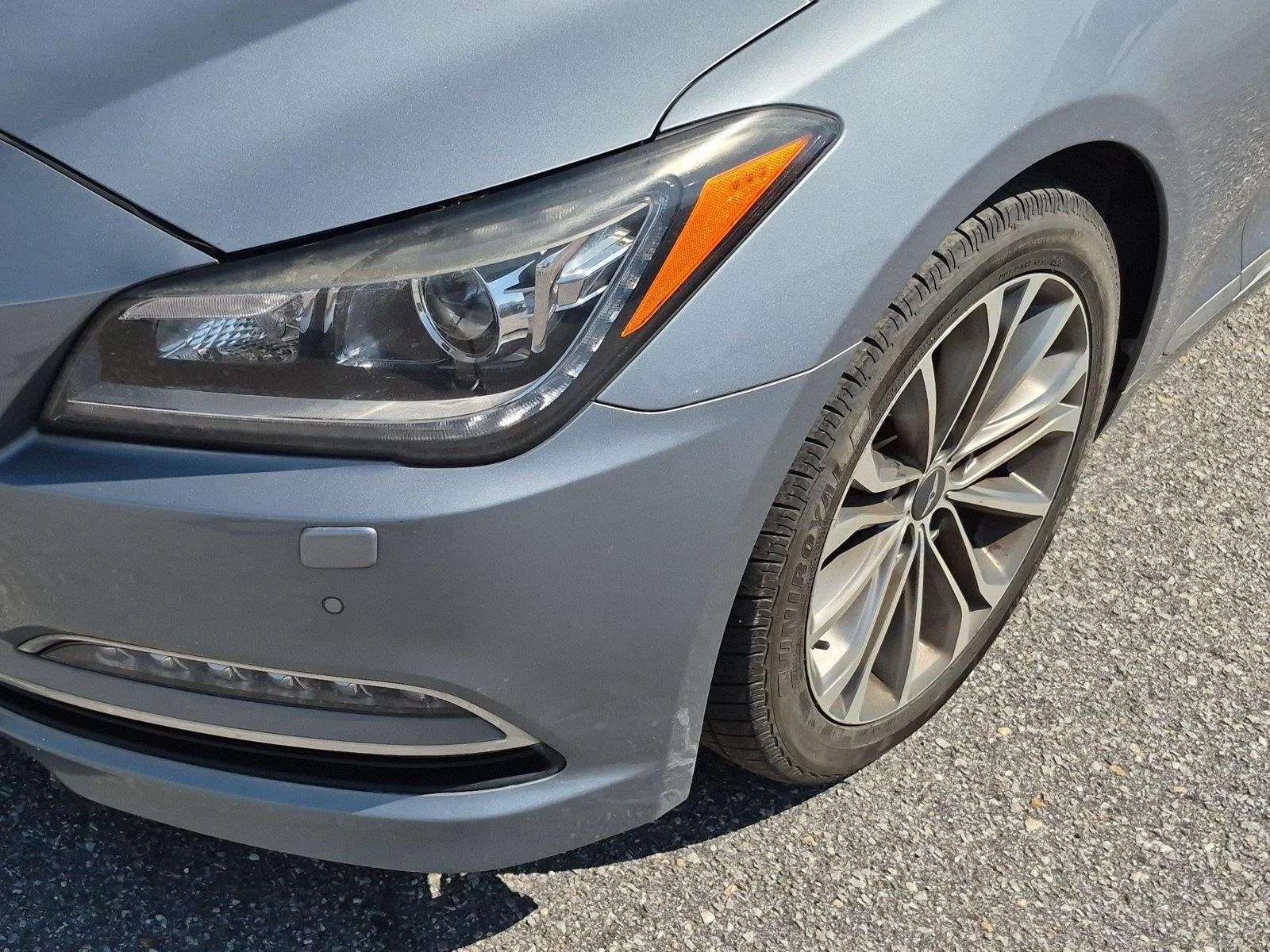 Used 2016 Parisian Gray Hyundai 3.8L image 9