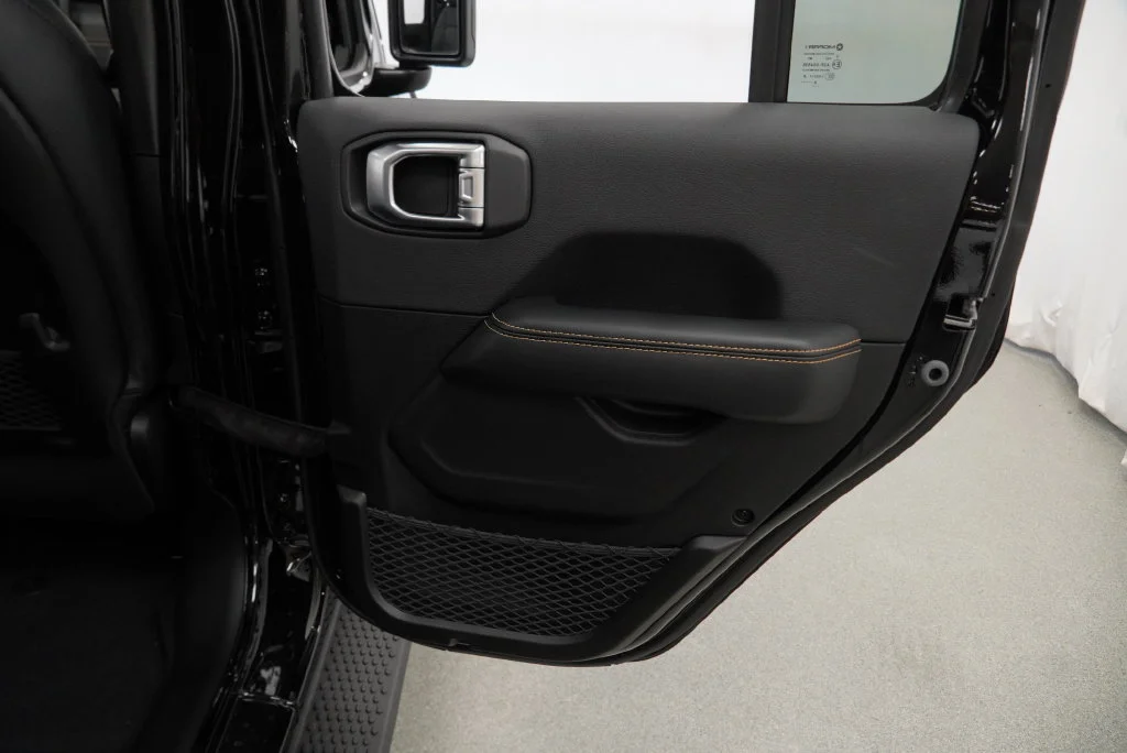 New 2027 Black Clear-Coat Paint Jeep Sahara image 33