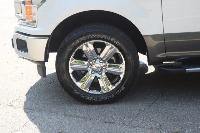 Used 2018 White Ford XLT image 25
