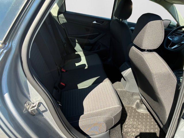 New 2027 Pyrite Silver Volkswagen 1.5T S image 18