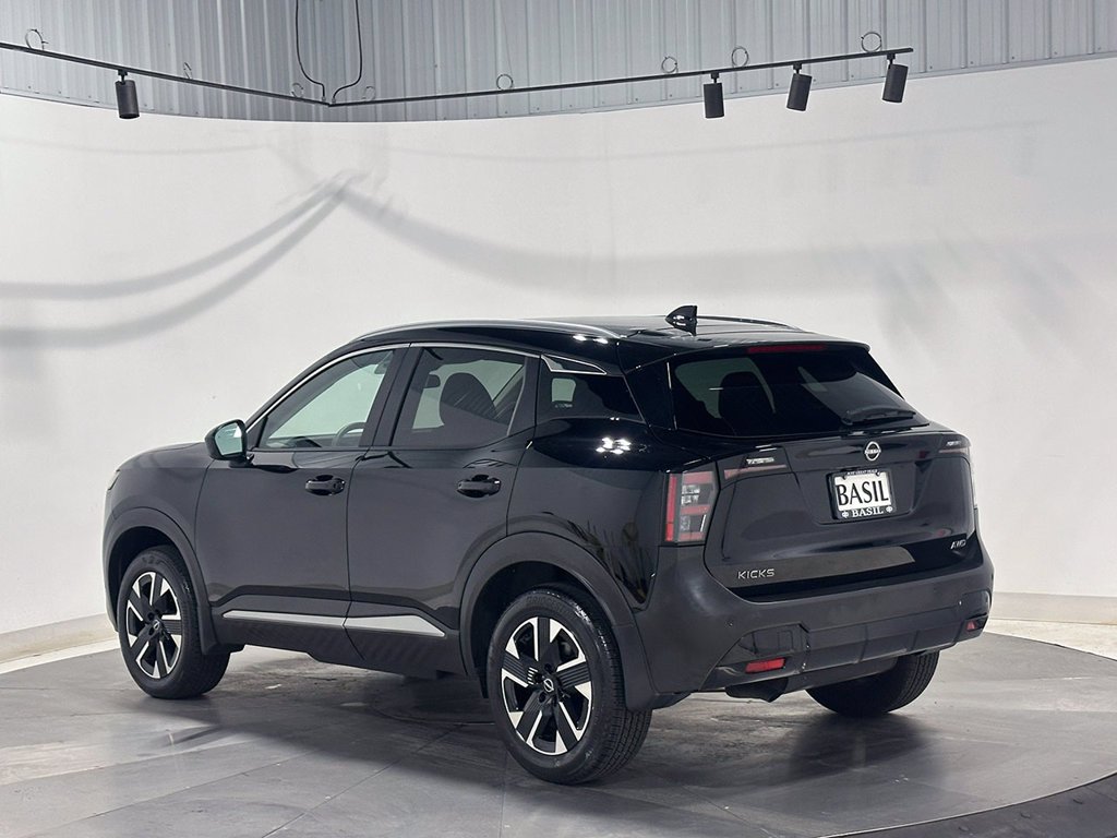 Used 2026  Nissan SV image 13