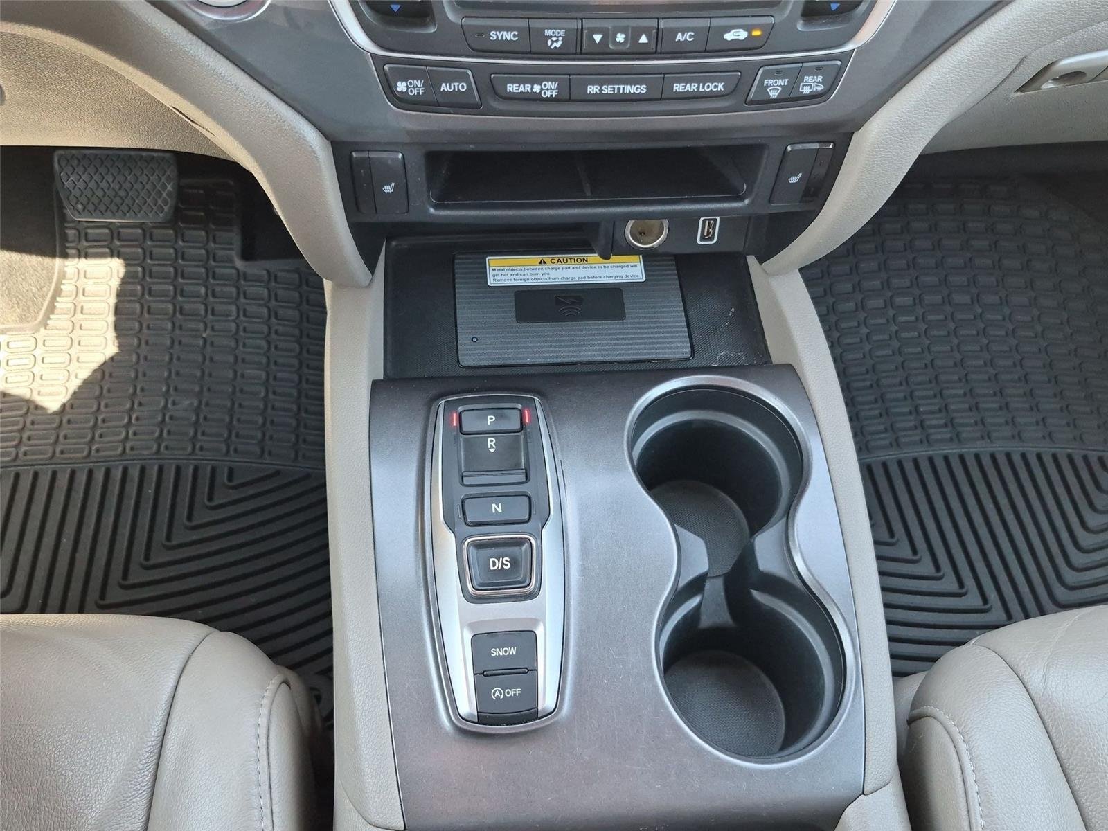 Used 2022 DEEP SCARLET PEARL Honda SE image 27