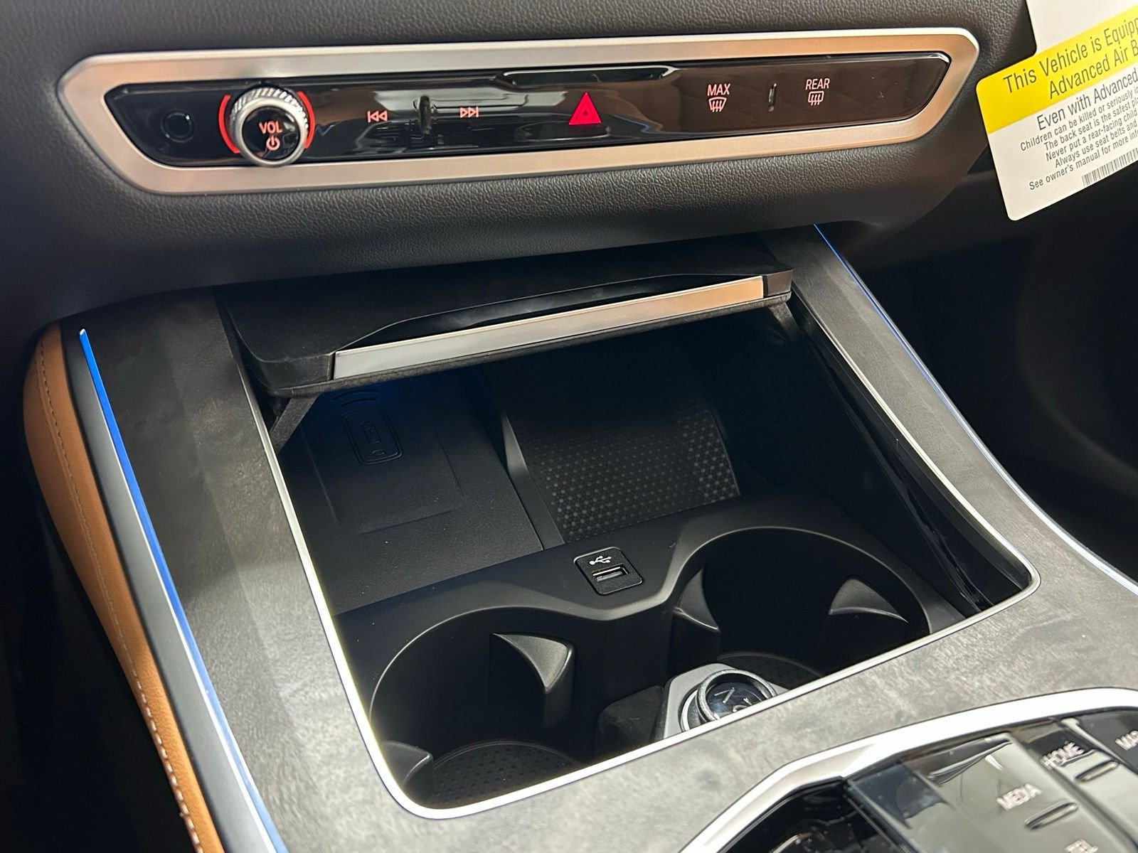 New 2026 Black Sapphire Metallic BMW xDrive40i image 29