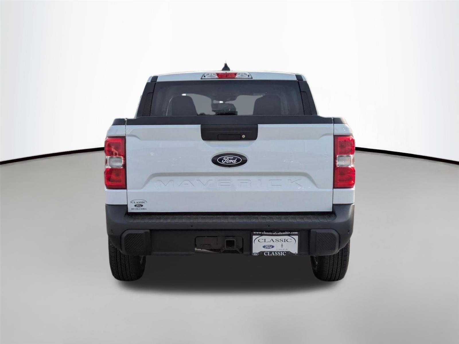 New 2026 Oxford White Ford XLT image 6