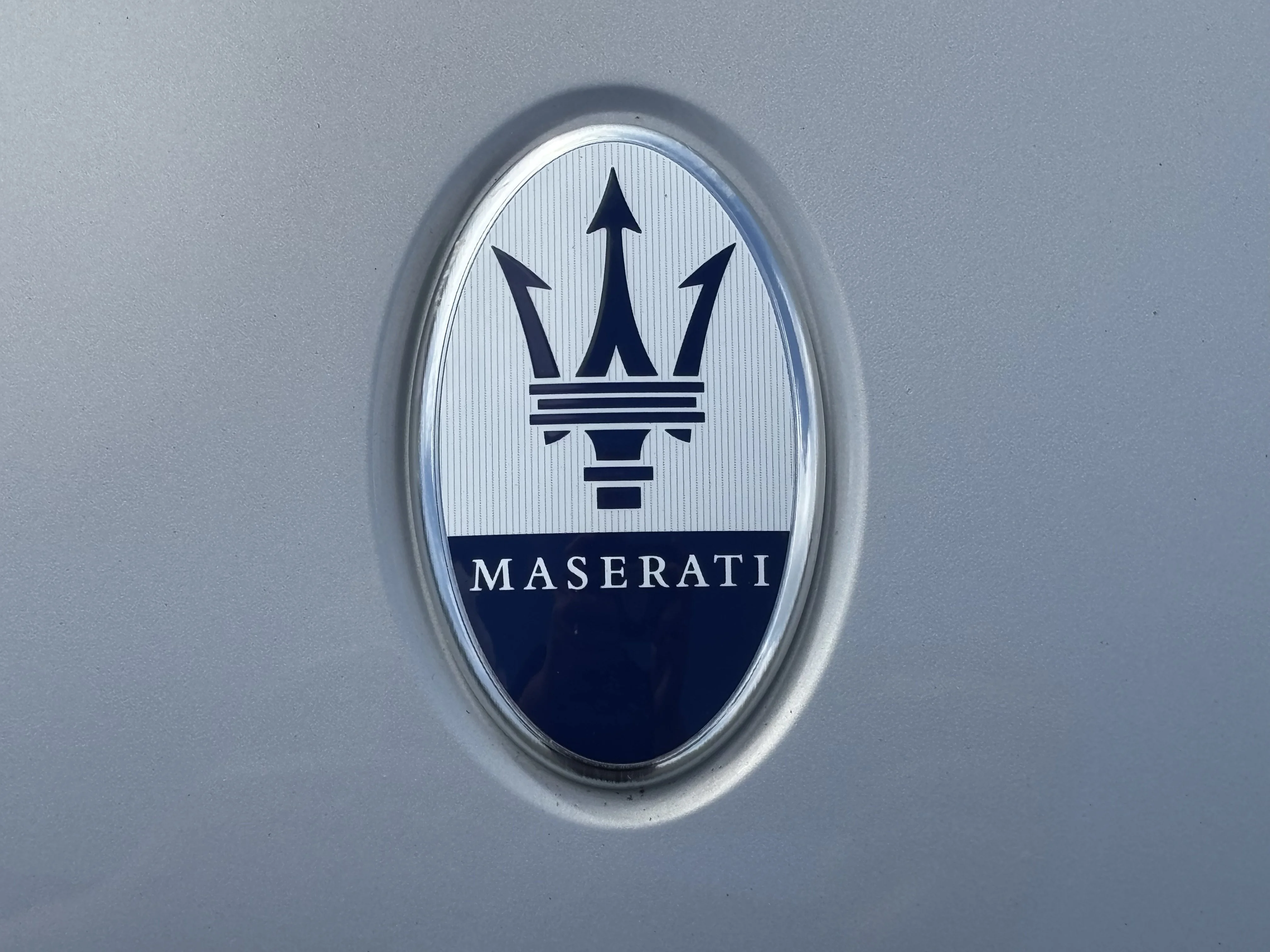 Certified Used 2023 Bianco Astro Metallic Maserati Modena image 14