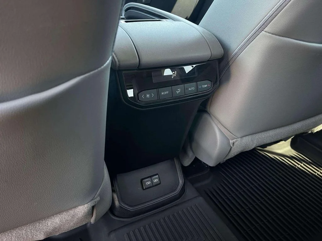 Used 2022 Blueprint Toyota XLE image 32