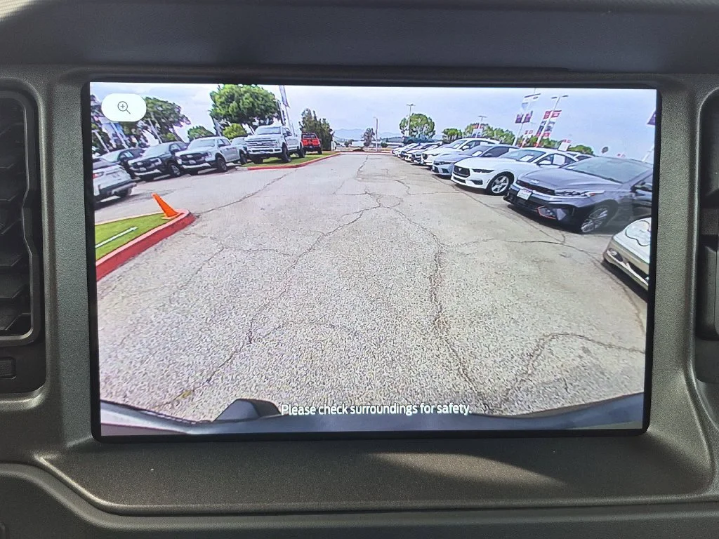 Used 2025 Oxford White Ford Base image 24
