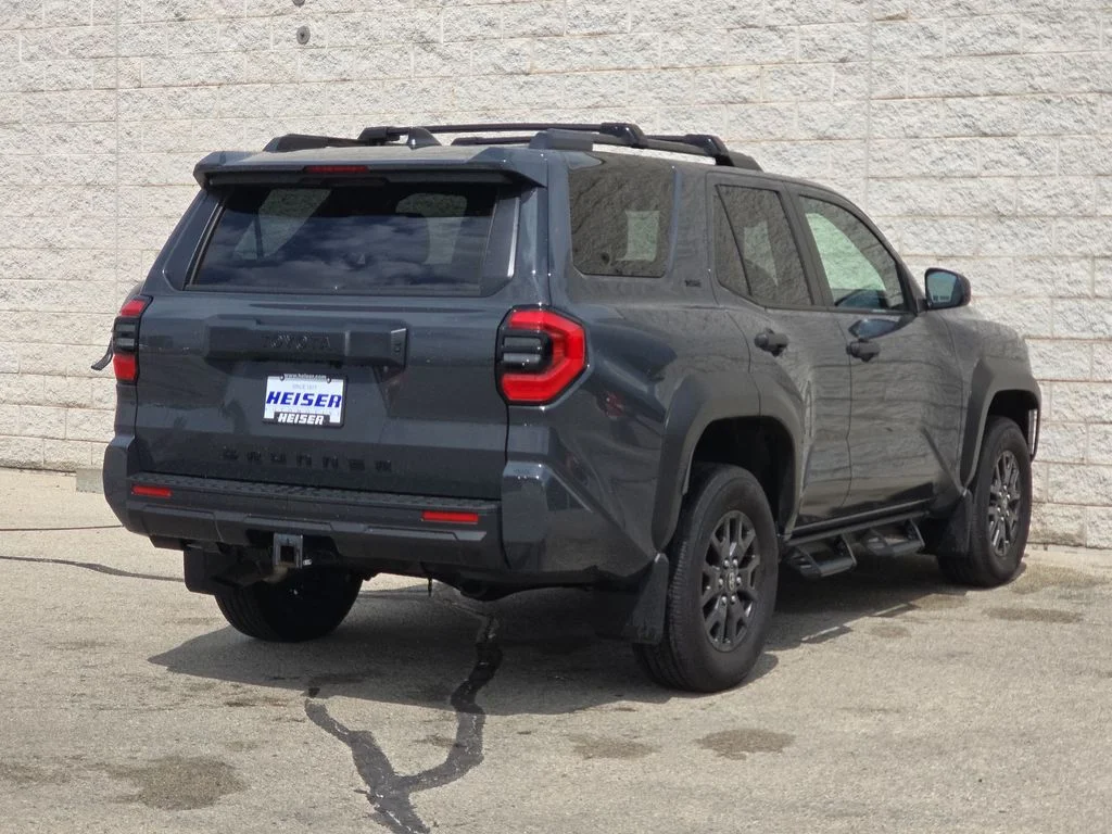 Certified Used 2025  Toyota SR5 image 13