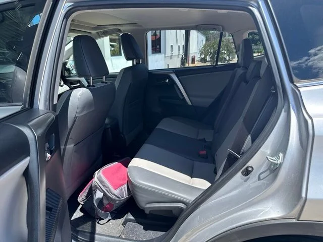 Used 2015 Classic Silver Metallic Toyota Limited image 6
