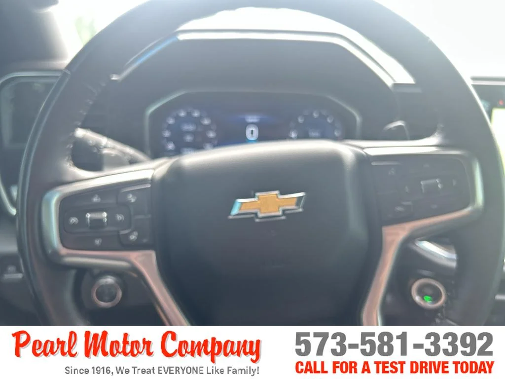 Used 2024 Summit White Chevrolet LTZ image 14