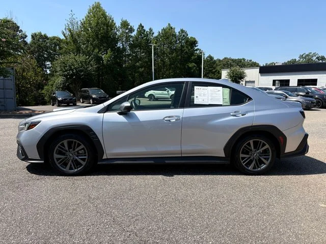 Used 2024 Ice Silver Metallic Subaru Base image 3