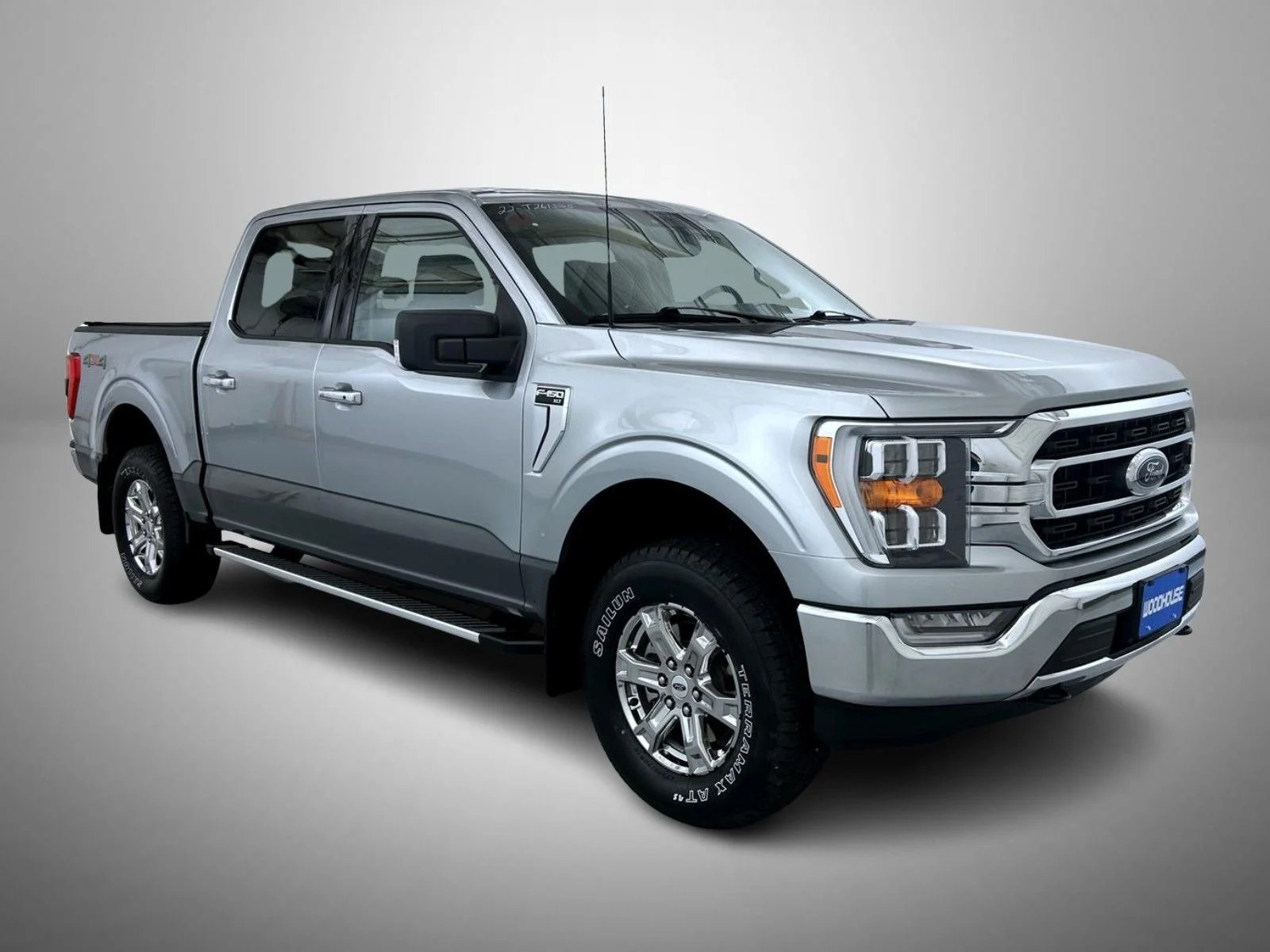 Used 2022 Silver Ford XLT image 3