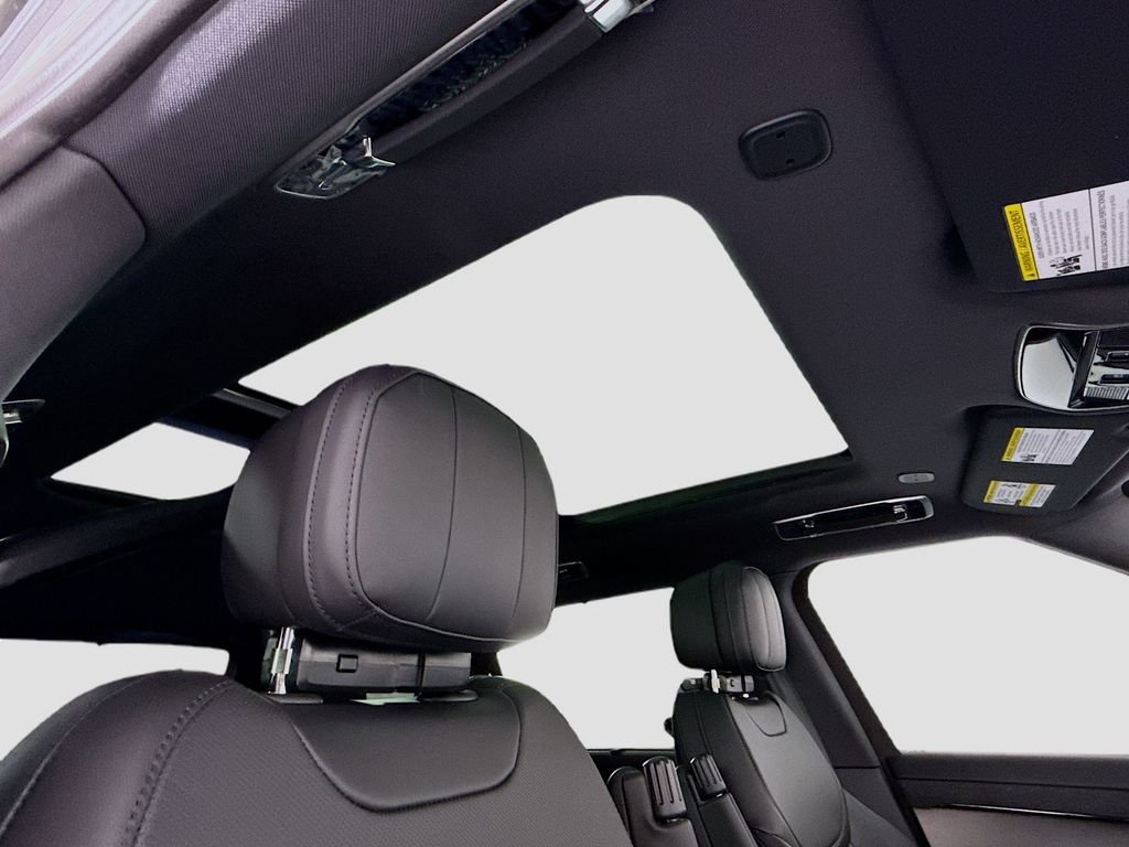 New 2026 Borasco Grey Land Rover Dynamic SE image 20