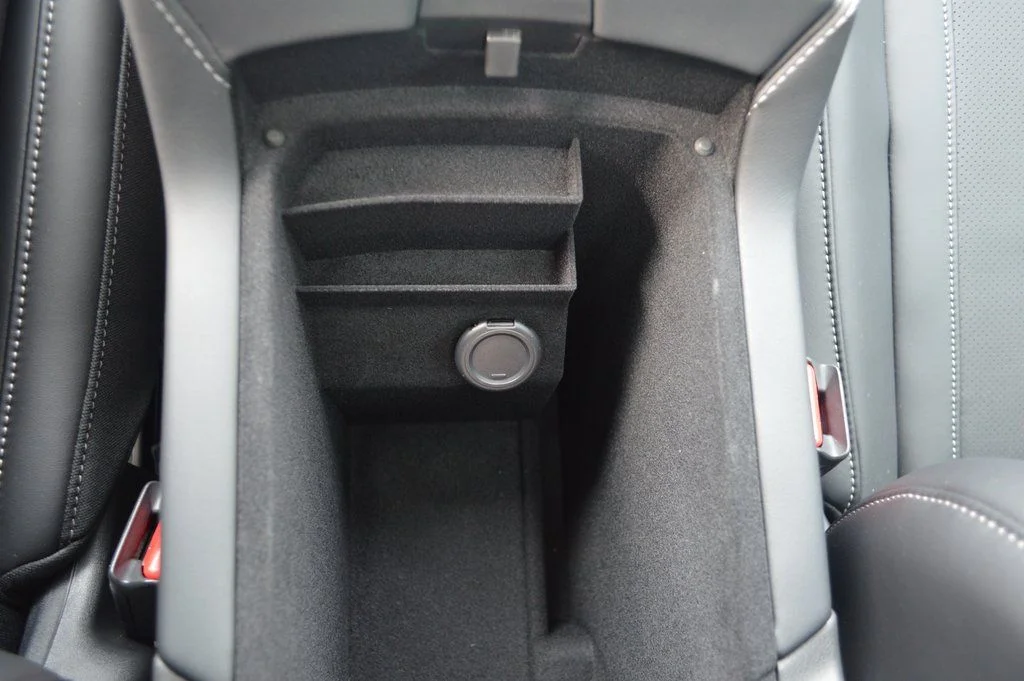 Certified Used 2026 White INFINITI LUXE image 31