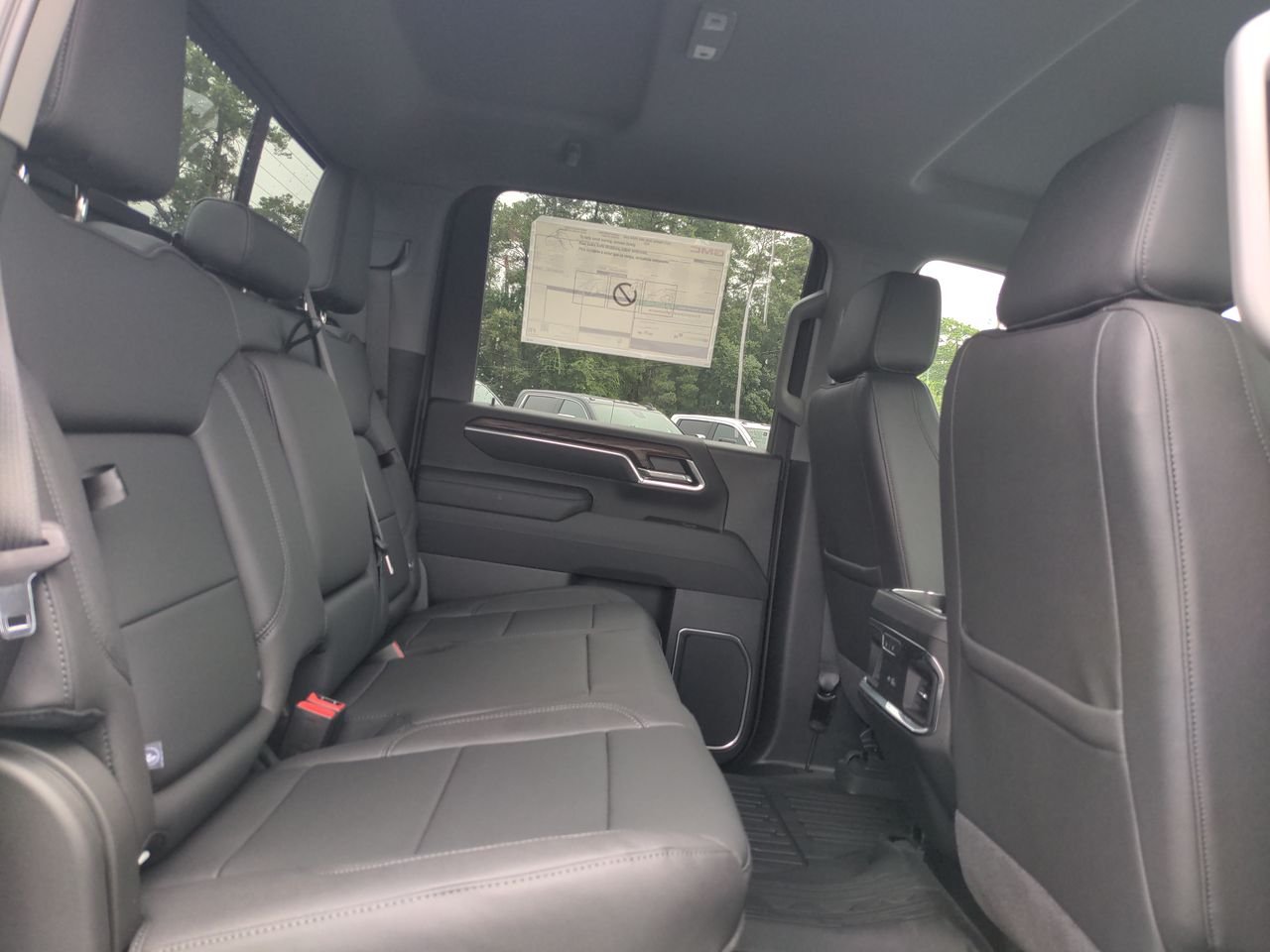 2025 GMC Sierra 3500HD SLT - Photo 27