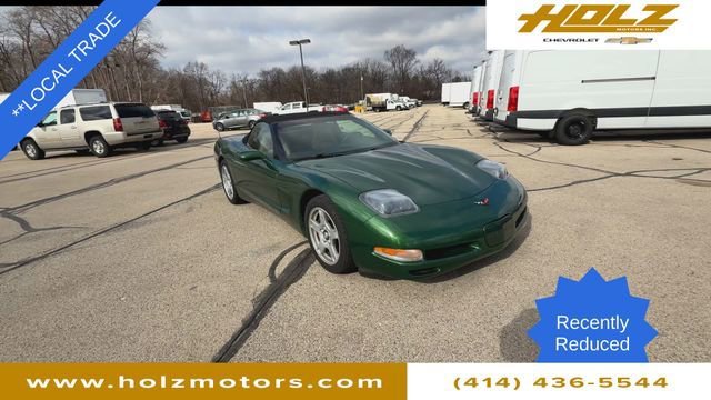 Used 1998 Chevrolet Corvette Base with VIN 1G1YY32G7W5104769 for sale in Hales Corners, WI