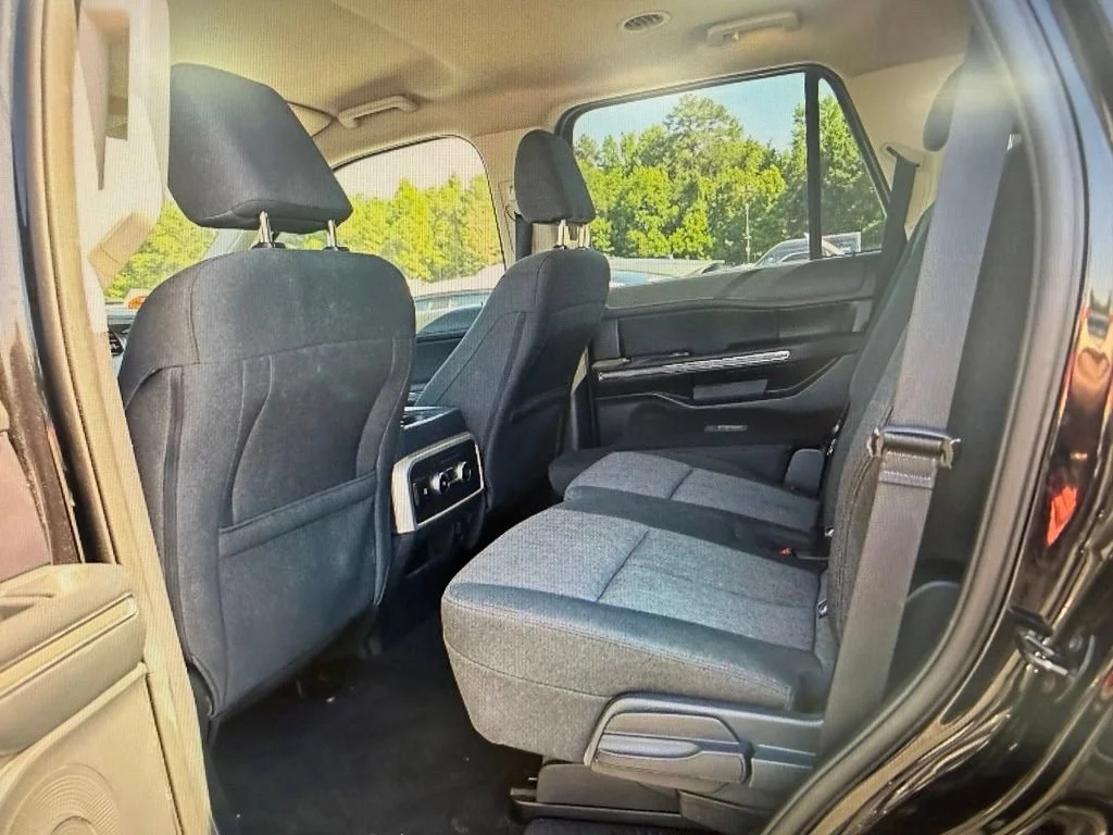 Used 2024  Ford XLT image 4