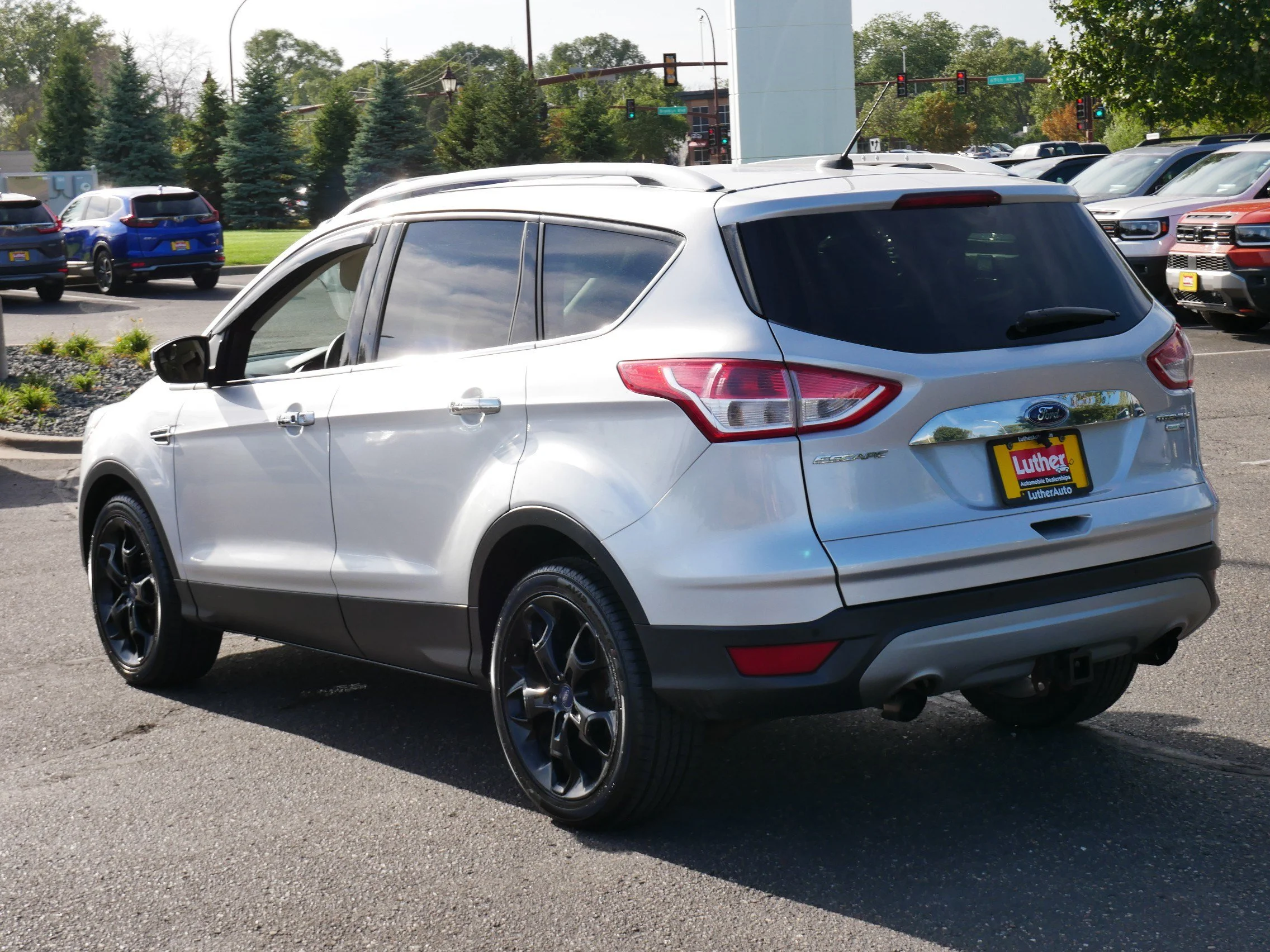 Used 2016 Ingot Silver Ford Titanium image 5