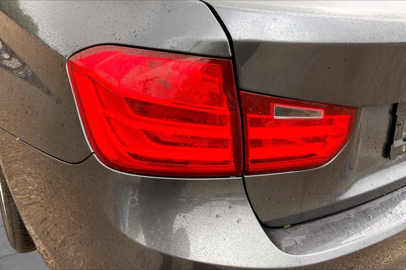 Used 2012 Black Sapphire Metallic BMW 328i image 27