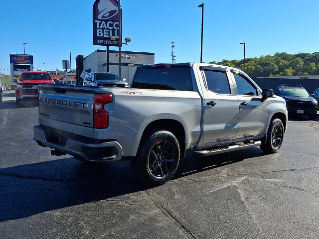 Used 2024 Gray Chevrolet RST image 6