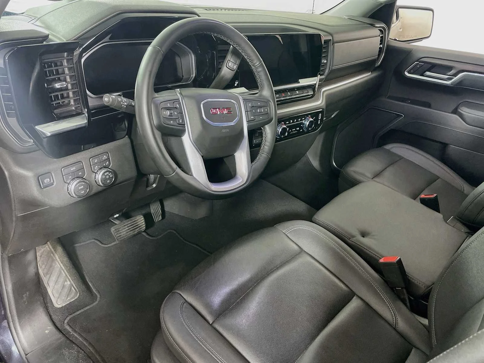 Used 2026 Titanium Rush Metallic GMC SLT image 7