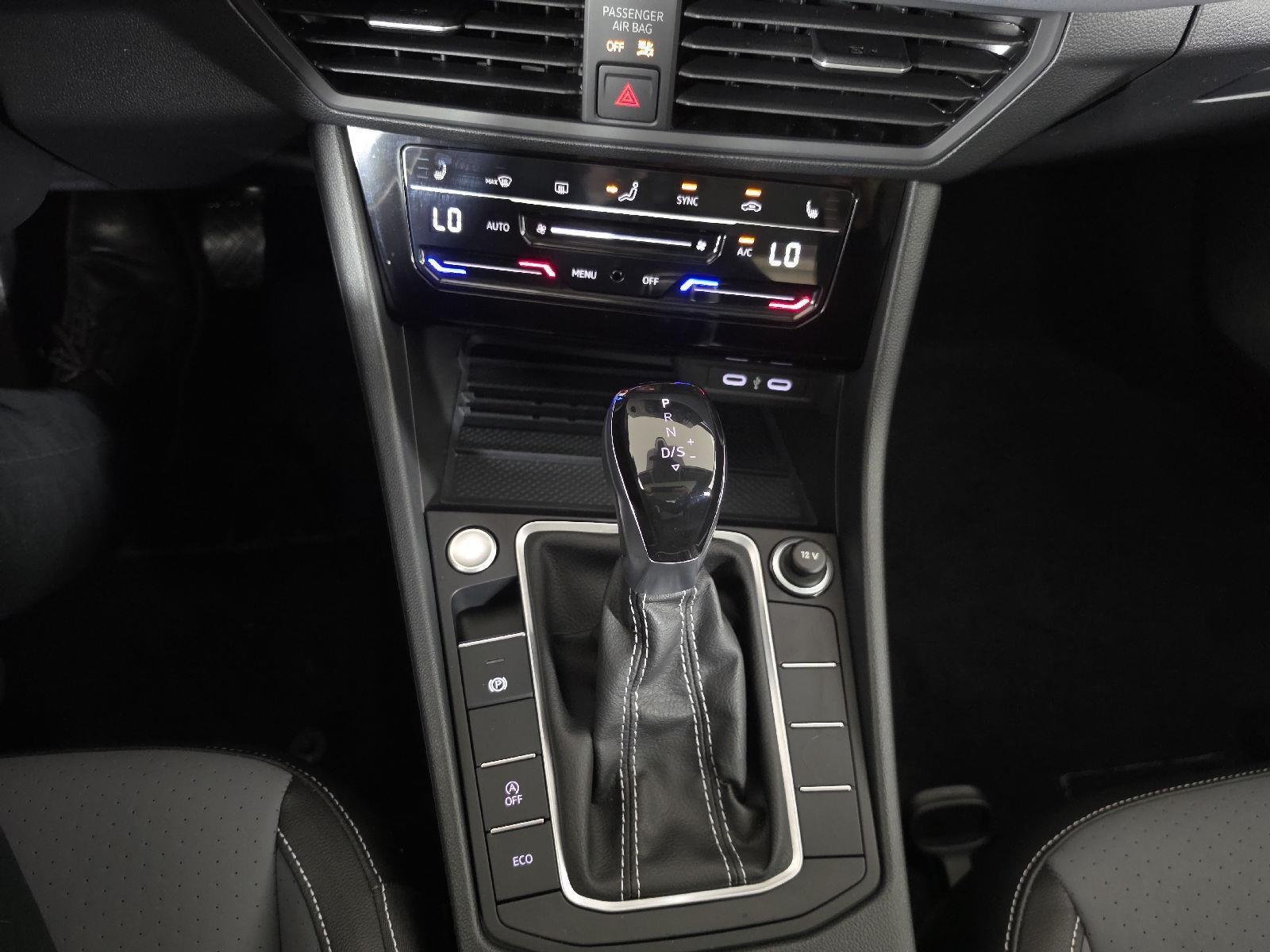 Used 2025 Monument Gray Volkswagen SE image 22