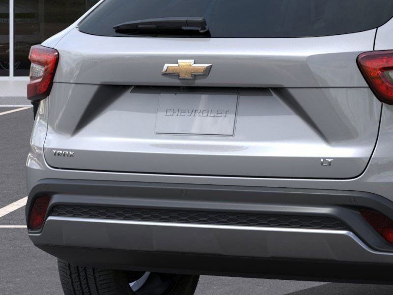 2025 Chevrolet Trax LT - Photo 14
