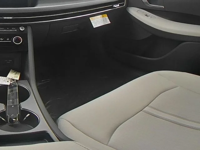New 2026 Gray Hyundai SE image 38