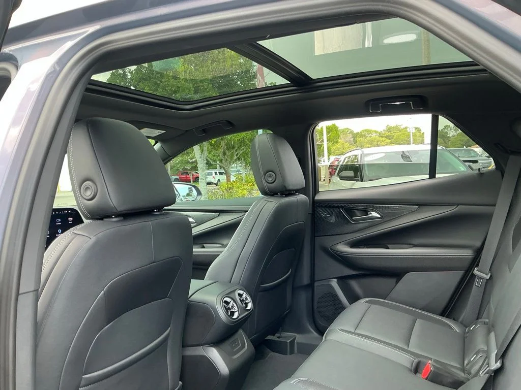 Used 2024 Gray Chevrolet LT image 35
