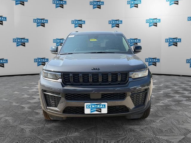 New 2026 Baltic Gray Metallic Clear-Coat Exterior Paint Jeep Altitude image 8