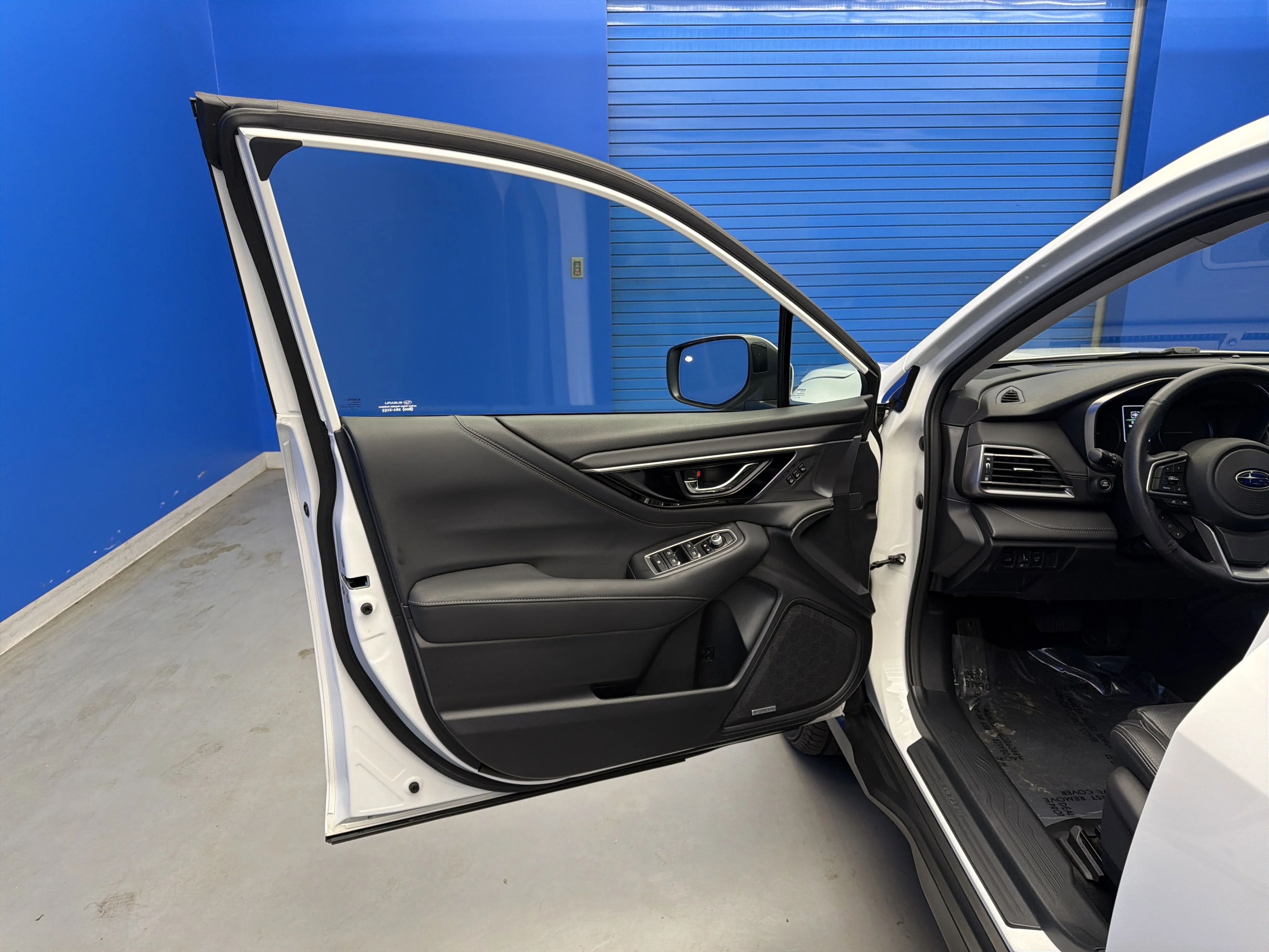 Used 2022 Crystal White Pearl Subaru Limited XT image 10