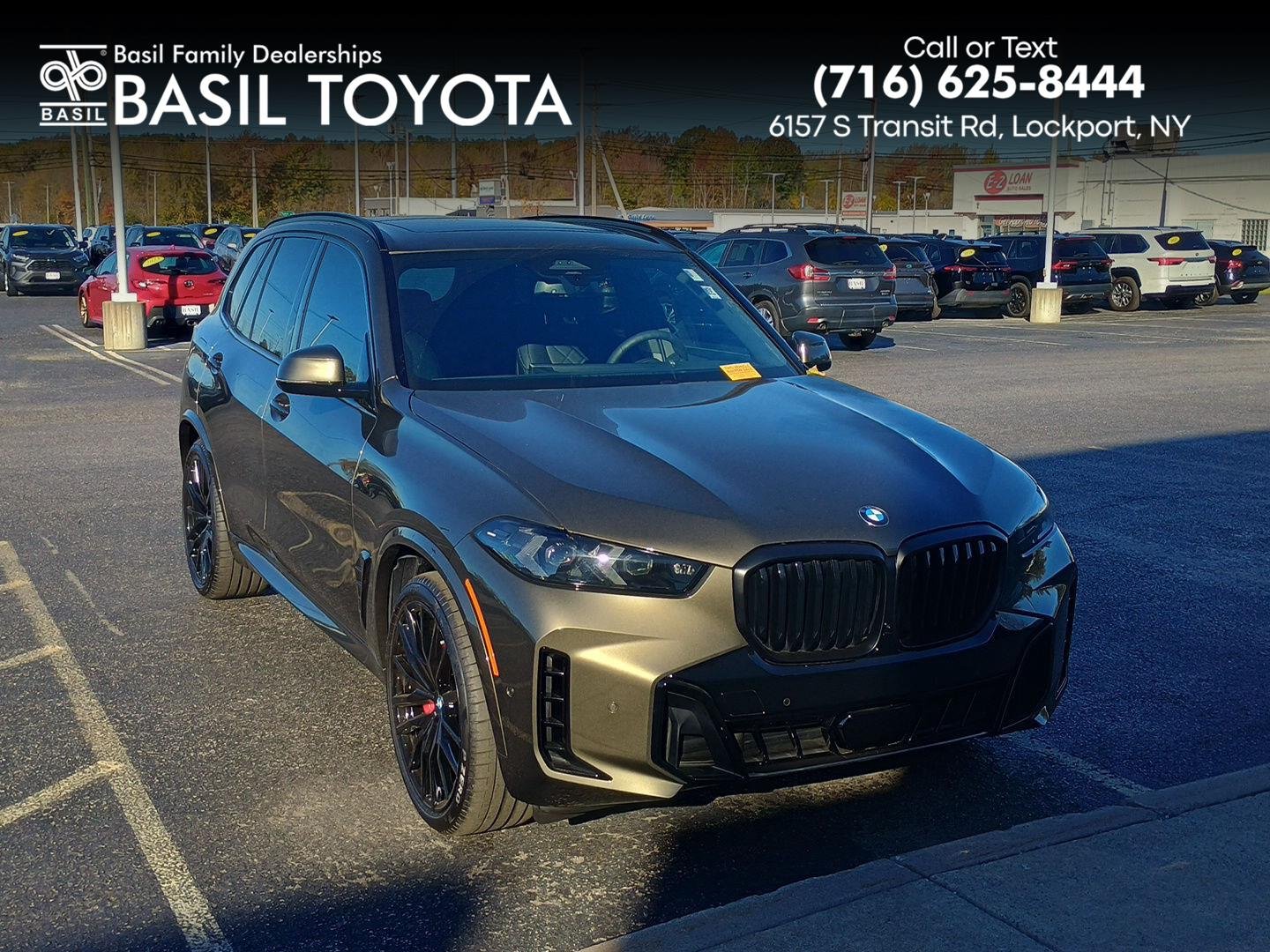 Used 2026 Manhattan Green Metallic BMW xDrive40i image 1