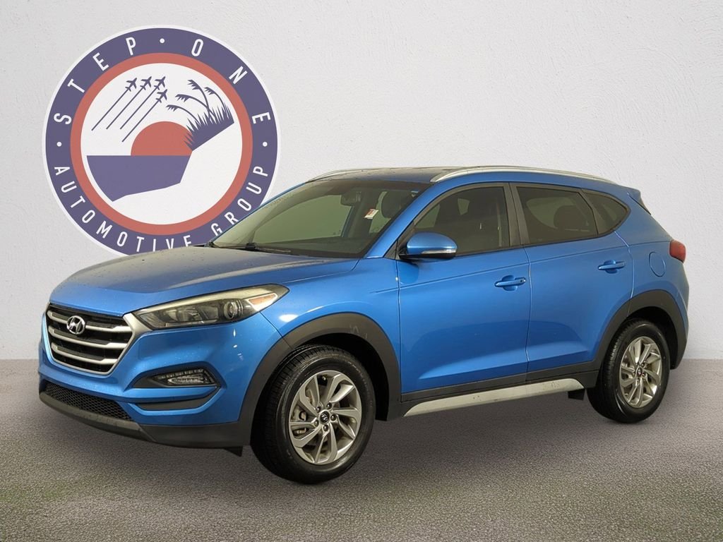 Used 2018 Blue Hyundai SEL Plus image 2