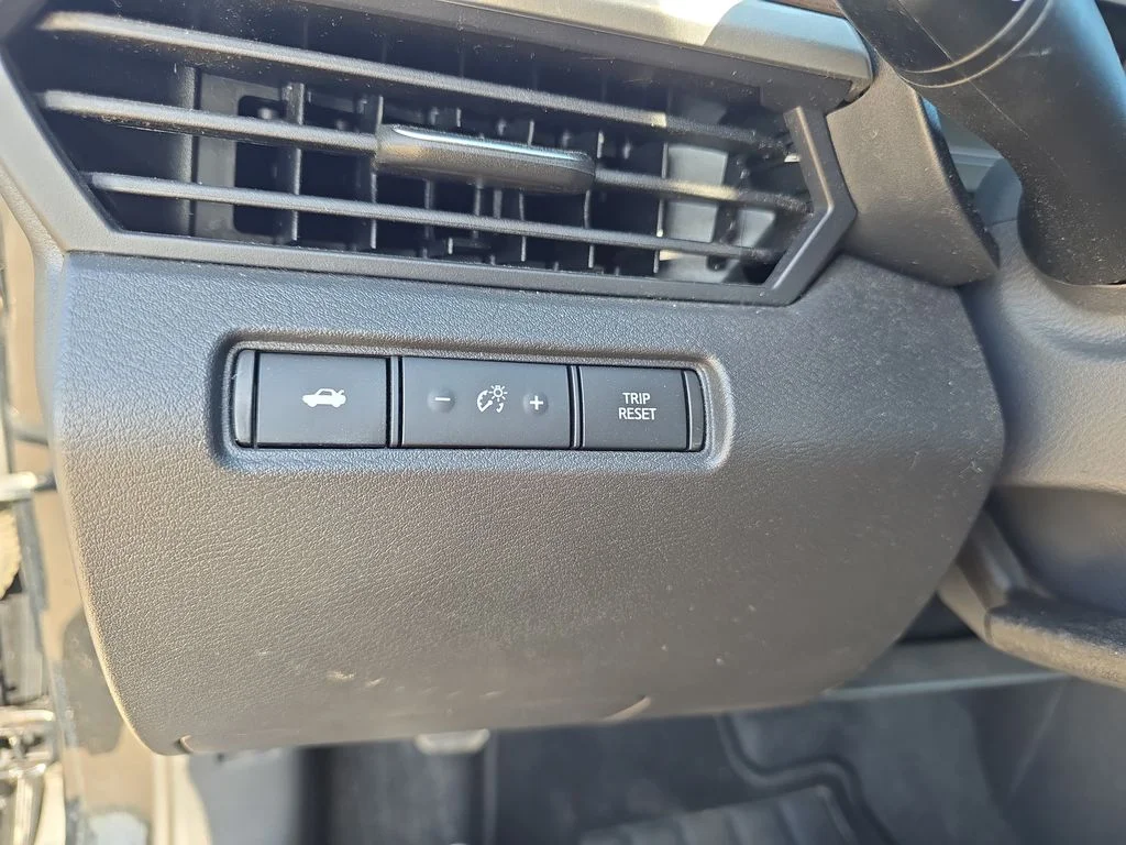 Used 2024  Nissan 2.5 SV image 25