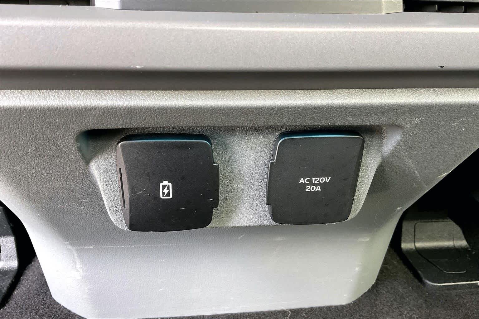 Used 2024 Carbonized Gray Ford XLT image 47