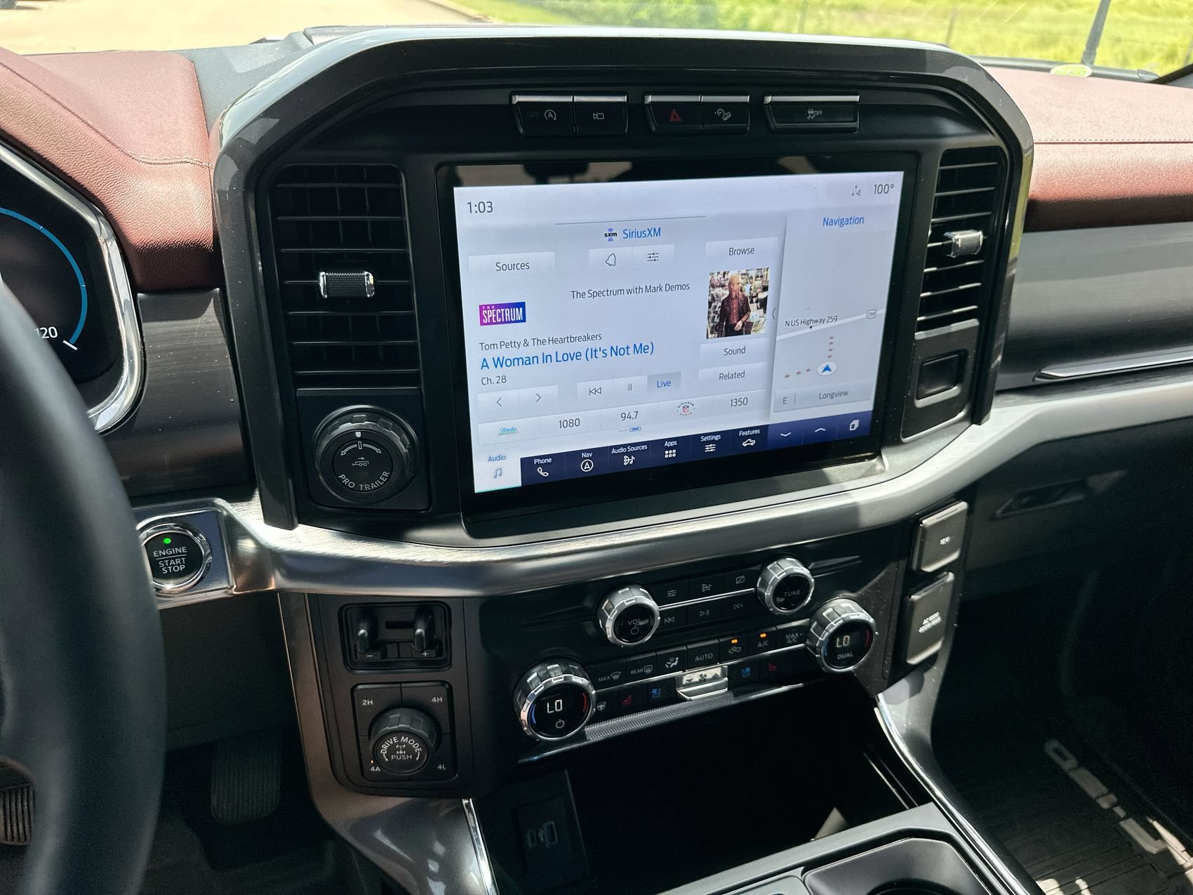Used 2021 Gray Metallic Ford LARIAT image 16